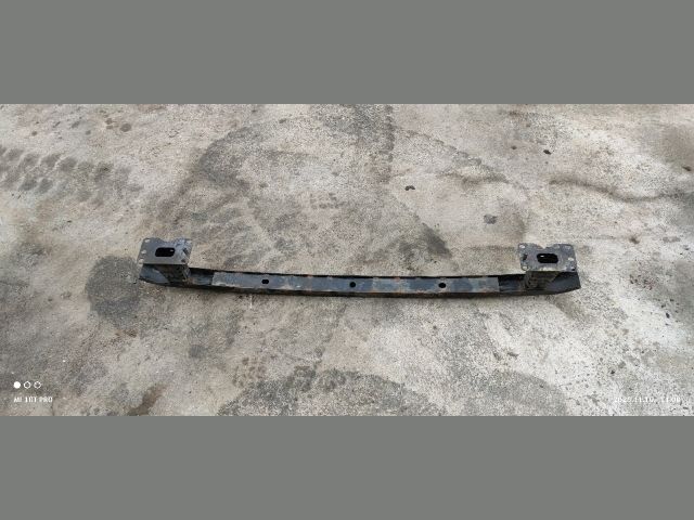 bontott PEUGEOT 407 Első Lökhárító Merevítő (Fém)