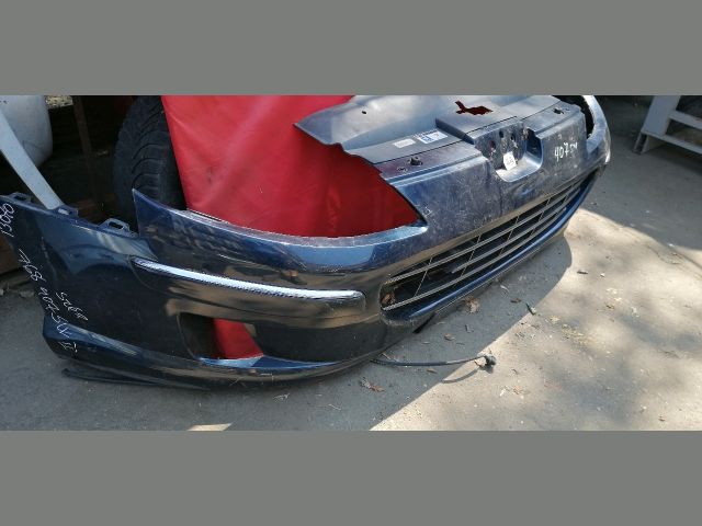 bontott PEUGEOT 407 Első Lökhárító (Részeivel)
