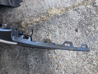 bontott PEUGEOT 407 Első Lökhárító (Részeivel)