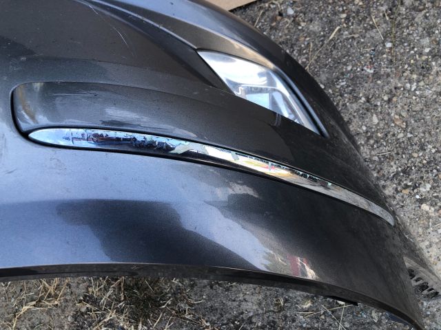 bontott PEUGEOT 407 Első Lökhárító (Részeivel)