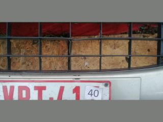 bontott PEUGEOT 407 Első Lökhárító (Részeivel)