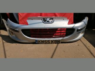 bontott PEUGEOT 407 Első Lökhárító (Részeivel)