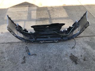 bontott PEUGEOT 407 Első Lökhárító (Részeivel)