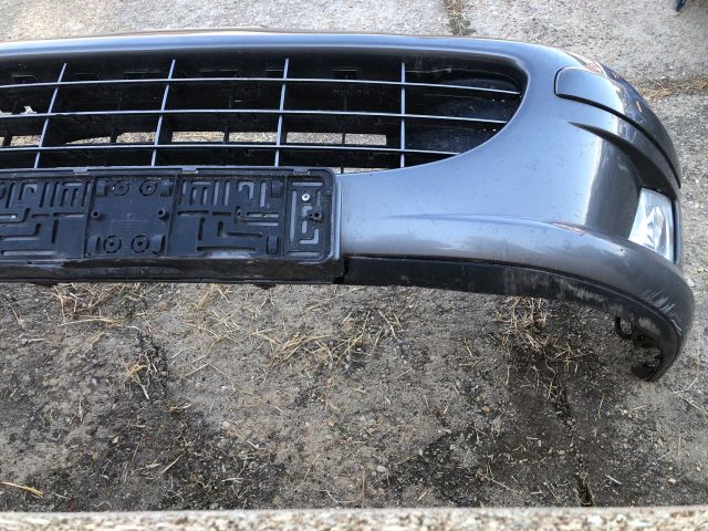bontott PEUGEOT 407 Első Lökhárító (Részeivel)
