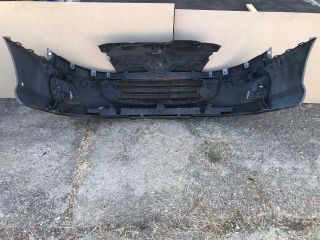 bontott PEUGEOT 407 Első Lökhárító (Részeivel)