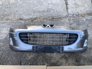bontott PEUGEOT 407 Első Lökhárító (Részeivel)