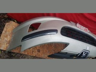 bontott PEUGEOT 407 Első Lökhárító (Részeivel)