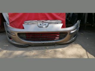bontott PEUGEOT 407 Első Lökhárító (Részeivel)
