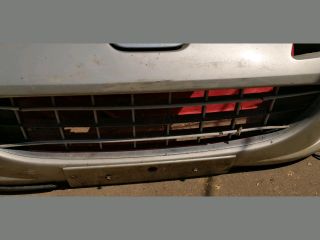 bontott PEUGEOT 407 Első Lökhárító (Részeivel)