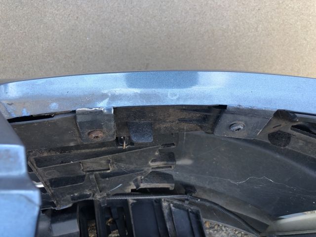 bontott PEUGEOT 407 Első Lökhárító (Részeivel)