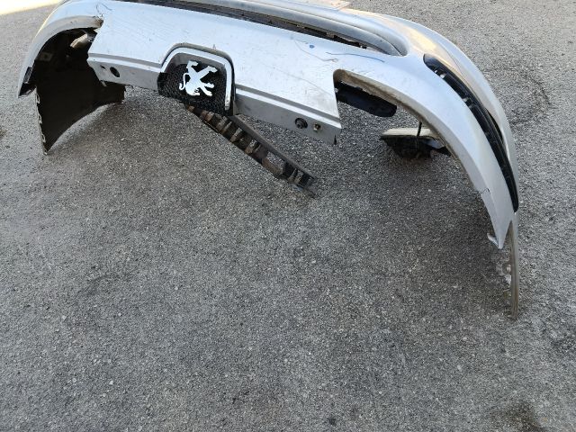 bontott PEUGEOT 407 Első Lökhárító (Üresen)