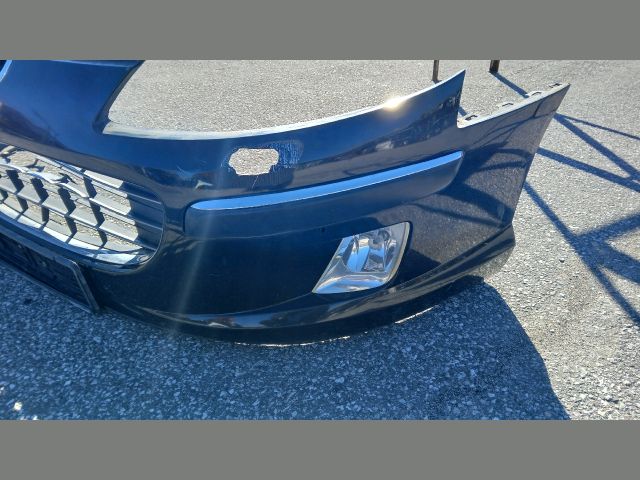 bontott PEUGEOT 407 Első Lökhárító (Üresen)