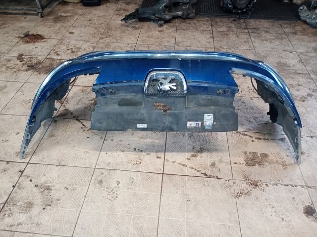 bontott PEUGEOT 407 Első Lökhárító (Üresen)