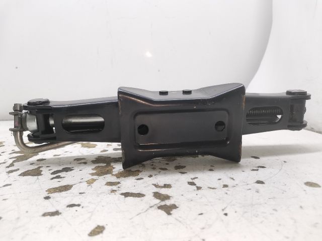 bontott PEUGEOT 407 Emelő