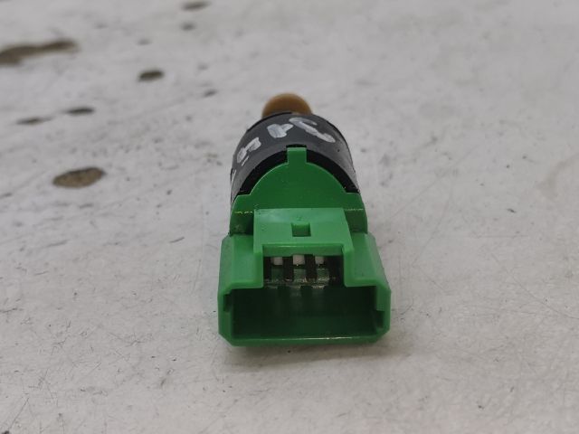 bontott PEUGEOT 407 Fék Pedál Kapcsoló