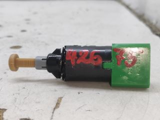 bontott PEUGEOT 407 Fék Pedál Kapcsoló