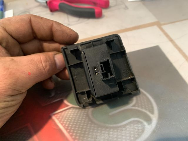 bontott PEUGEOT 407 Fényszórómagasság Állító Kapcsoló