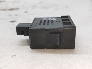 bontott PEUGEOT 407 Fényszórómagasság Állító Kapcsoló