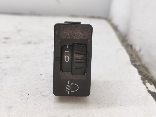 bontott PEUGEOT 407 Fényszórómagasság Állító Kapcsoló