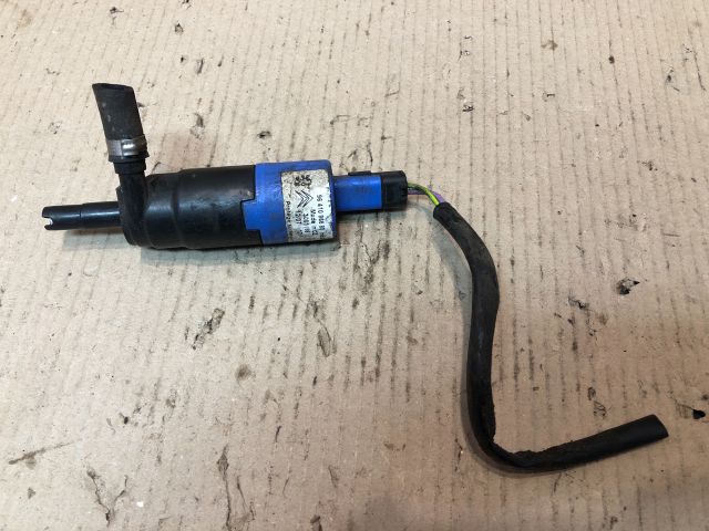 bontott PEUGEOT 407 Fényszórómosó Szivattyú