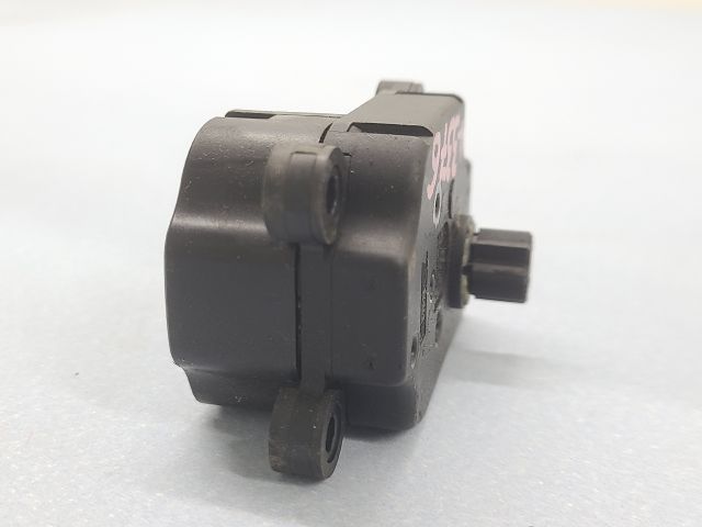 bontott PEUGEOT 407 Fűtés Állító Motor