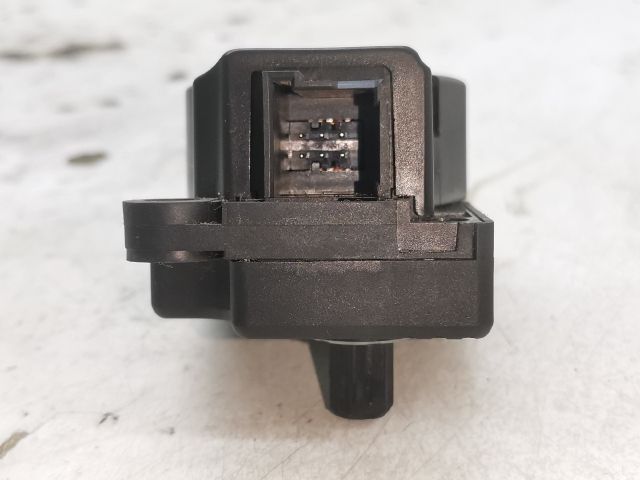 bontott PEUGEOT 407 Fűtés Állító Motor