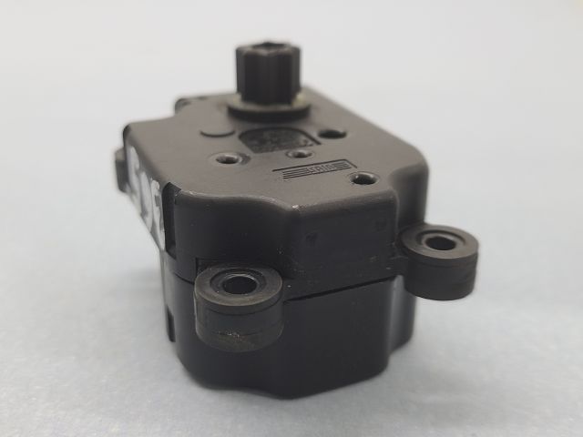 bontott PEUGEOT 407 Fűtés Állító Motor