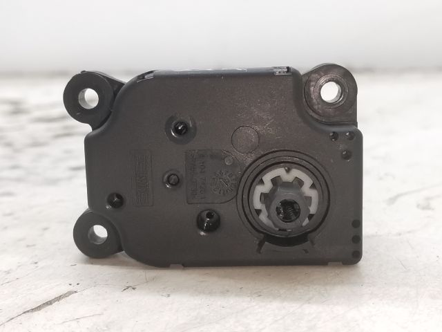 bontott PEUGEOT 407 Fűtés Állító Motor