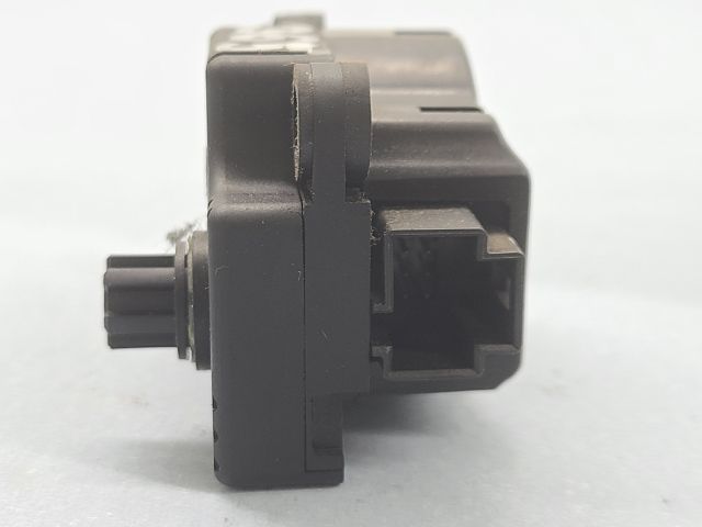 bontott PEUGEOT 407 Fűtés Állító Motor