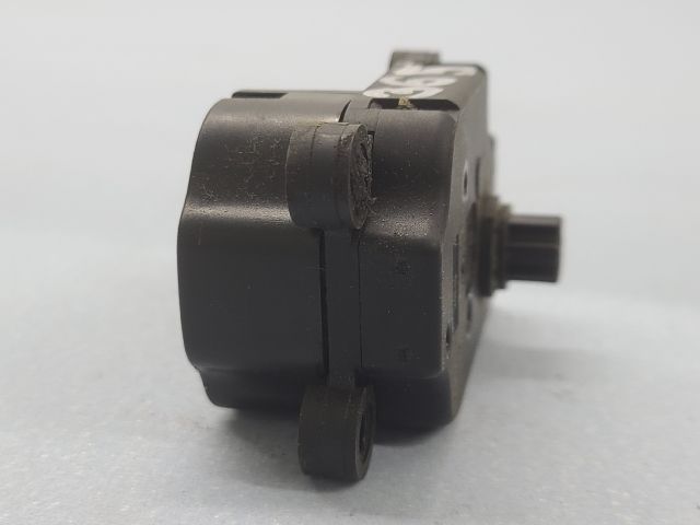 bontott PEUGEOT 407 Fűtés Állító Motor