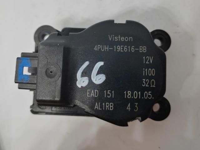 bontott PEUGEOT 407 Fűtés Állító Motor