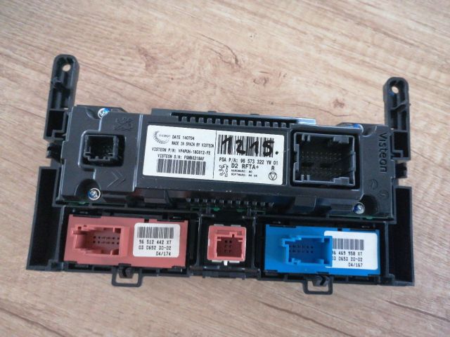 bontott PEUGEOT 407 Fűtéskapcsoló (digit klímás)