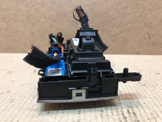 bontott PEUGEOT 407 Fűtéskapcsoló (digit klímás)