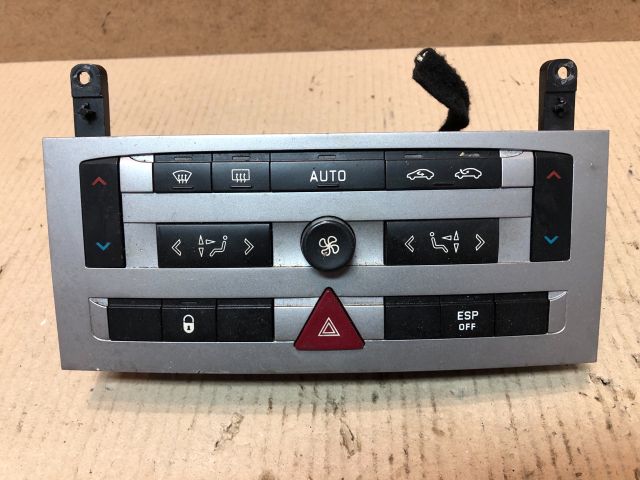 bontott PEUGEOT 407 Fűtéskapcsoló (digit klímás)