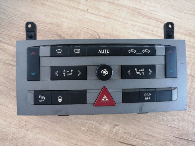 bontott PEUGEOT 407 Fűtéskapcsoló (digit klímás)