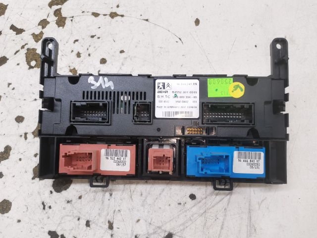 bontott PEUGEOT 407 Fűtéskapcsoló (manuális klímás)