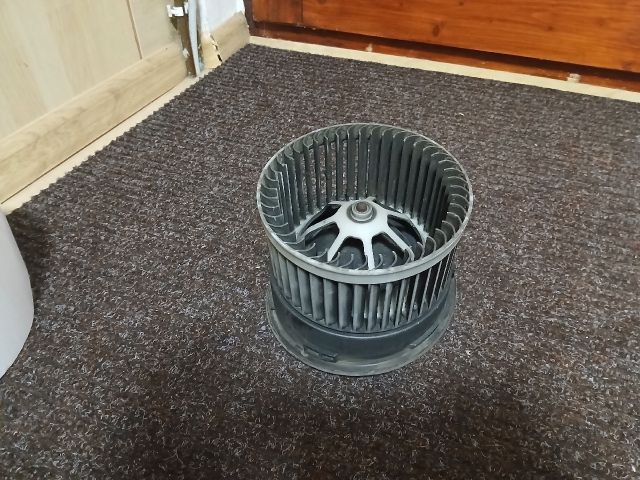 bontott PEUGEOT 407 Fűtőmotor (Klímás)