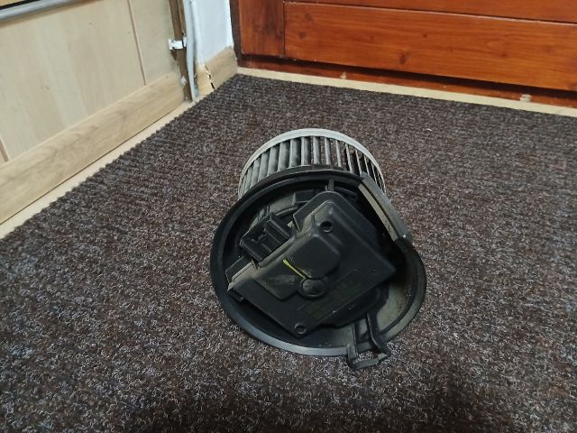 bontott PEUGEOT 407 Fűtőmotor (Klímás)