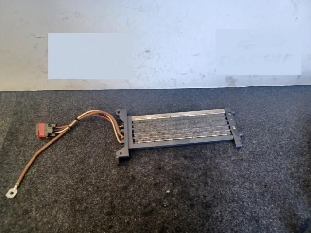 bontott PEUGEOT 407 Fűtőradiátor (Elektromos)