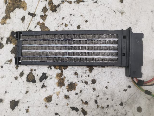 bontott PEUGEOT 407 Fűtőradiátor (Elektromos)