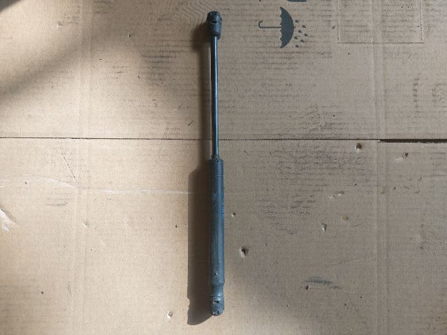 bontott PEUGEOT 407 Gázrugós Kitámasztó Teleszkóp Csomagtérajtó (Pozíciófüggetlen)