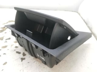 bontott PEUGEOT 407 Hátsó Hamutartó