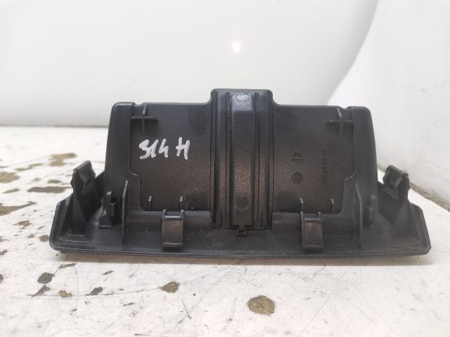 bontott PEUGEOT 407 Hátsó Hamutartó