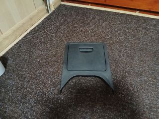 bontott PEUGEOT 407 Hátsó Hamutartó