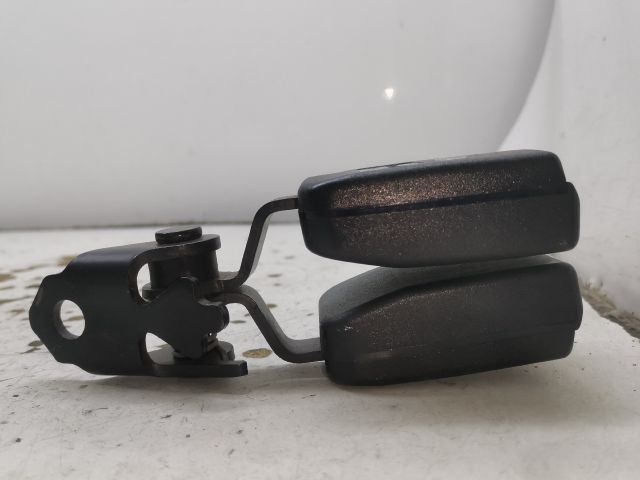 bontott PEUGEOT 407 Hátsó középső Biztonsági Öv Csat