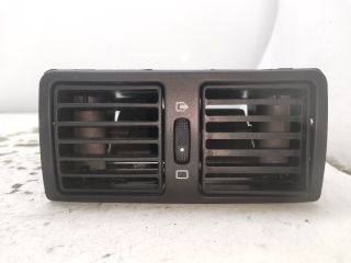 bontott PEUGEOT 407 Hátsó középső Szellőző