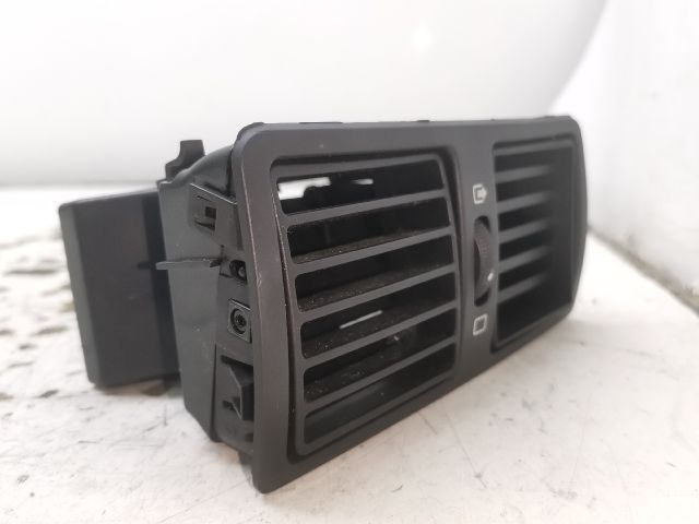 bontott PEUGEOT 407 Hátsó középső Szellőző