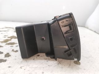 bontott PEUGEOT 407 Hátsó középső Szellőző