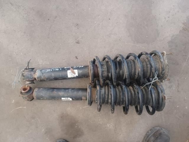 bontott PEUGEOT 407 Hátsó Lengéscsillapító Pár