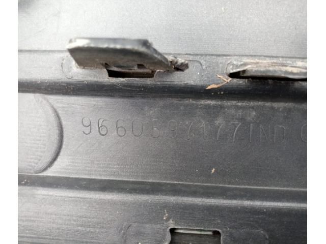 bontott PEUGEOT 407 Hátsó Lökhárító (Üresen)